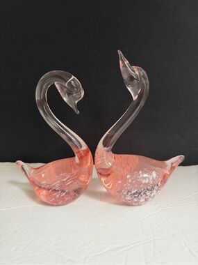 Pair Pink Hand-Blown Art Glass Swans Figurine 6” Decorative Home Accent
